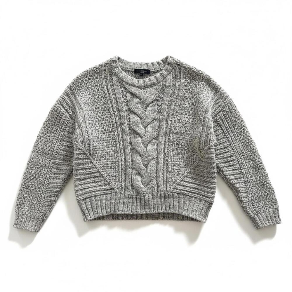 Moon & Madison Grey Cropped Chunky Cable Knit Sweater M